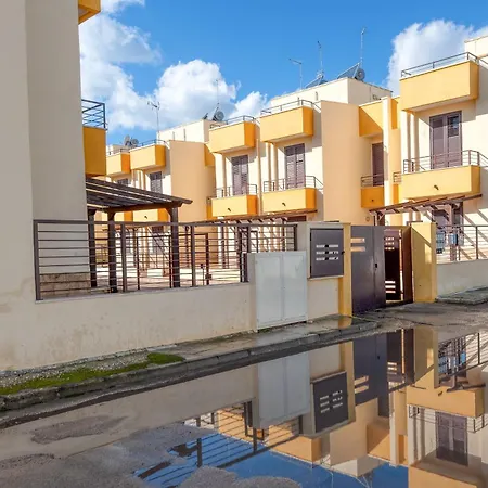 Trilo Giotto B By Salento Limits Appartement *